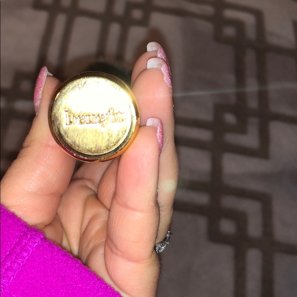 Kabuki brush